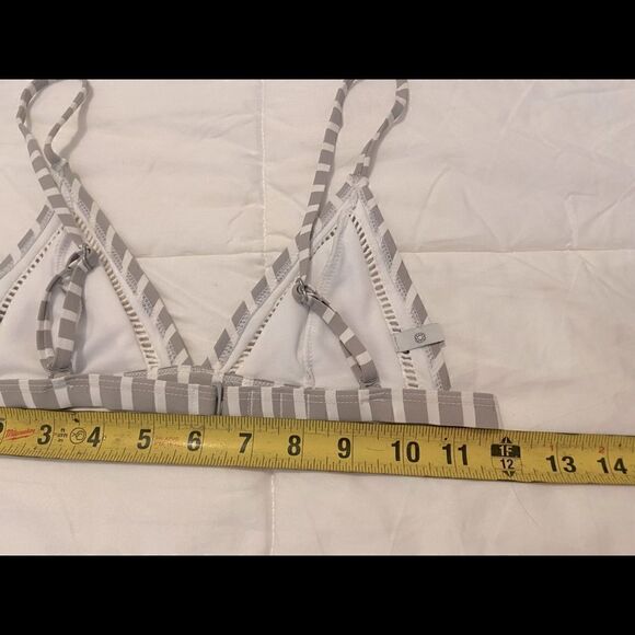 Rhythm Bikini Top - Picture 10 of 12